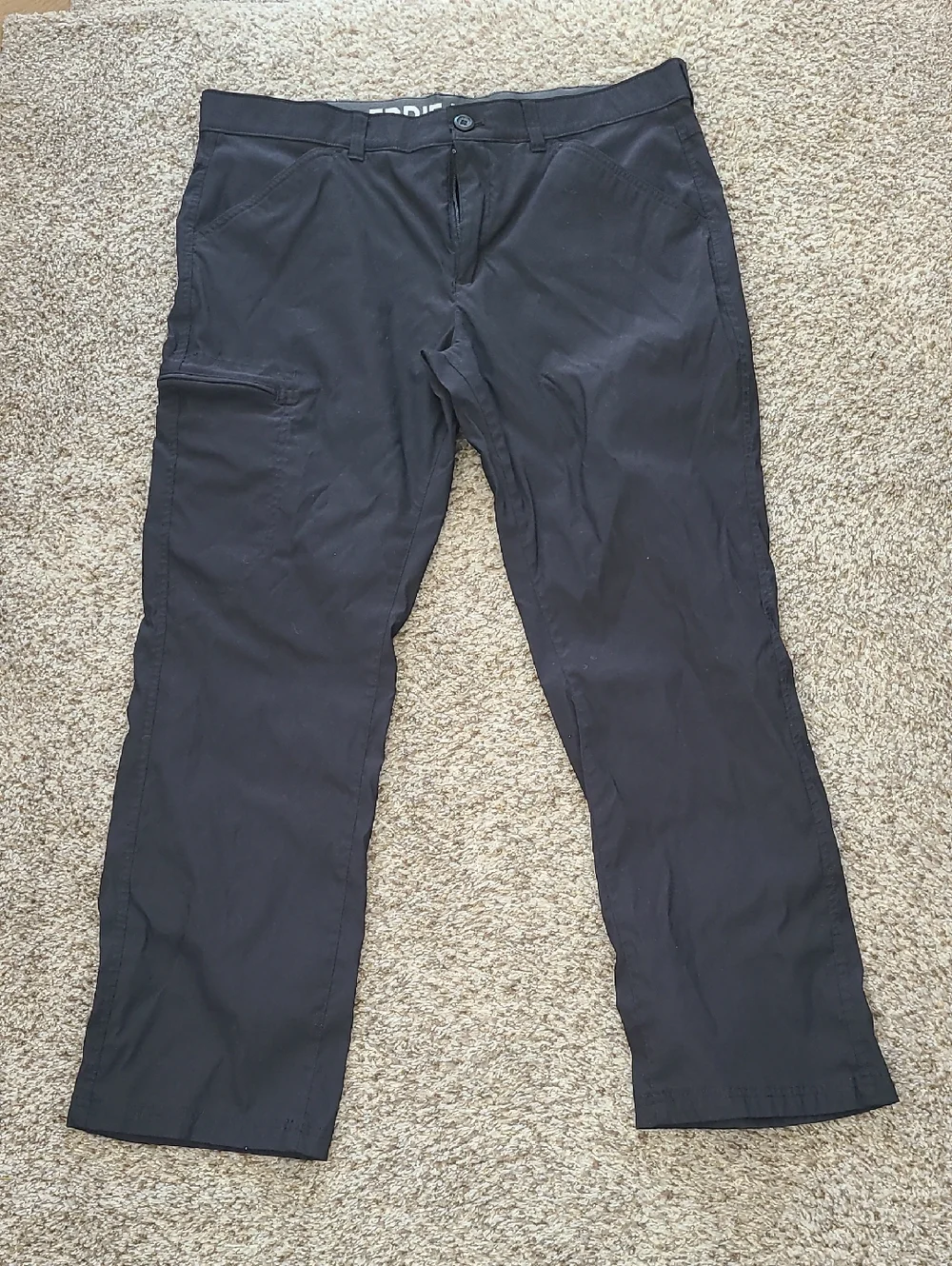 Eddie Bauer Rainier Tech Black Cargo Travel Pants